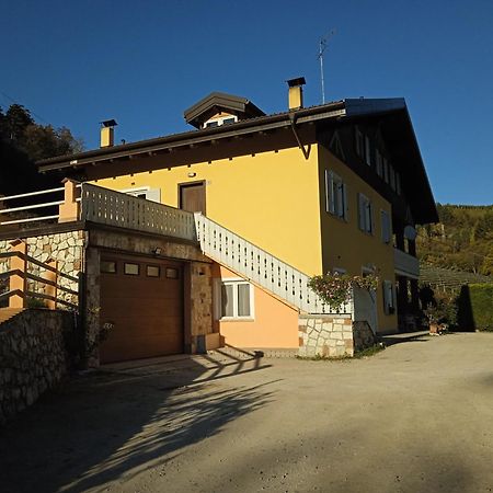 Agritur Casa Al Mulino Appartamenti Sanzeno Buitenkant foto